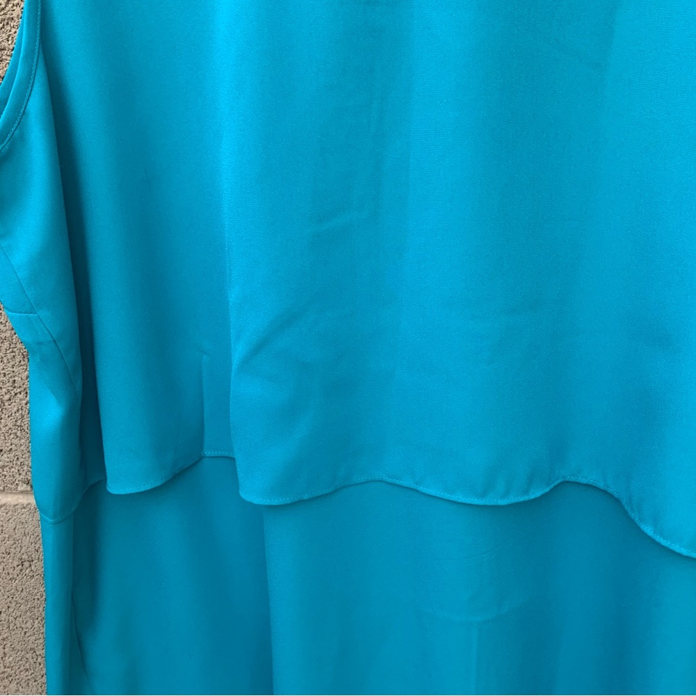JOAN RIVERS Sleeveless Layered Blouse or Vest Size Large in Aqua with Buttons - Picture 4 of 4